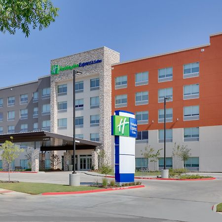 Holiday Inn Express & Suites - Dallas Nw Hwy - Love Field By Ihg Экстерьер фото