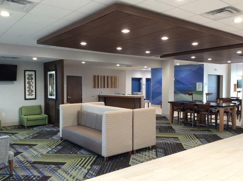 Holiday Inn Express & Suites - Dallas Nw Hwy - Love Field By Ihg Экстерьер фото
